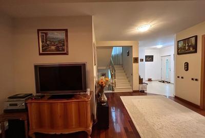 Casă individuală cu 6 camere cu Garaj în Florești - 9