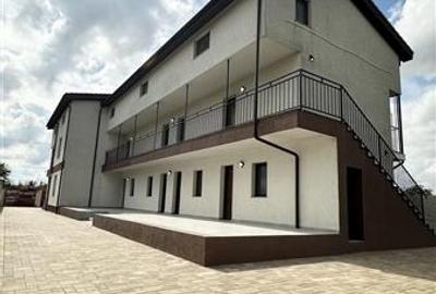 Hotel/Pensiune, de 500 mp, în Vest - 19