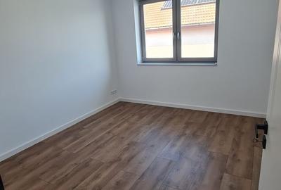 Casă cu 4 camere cu Teren 235 Mp în Șelimbăr - 8