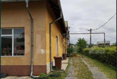 Spațiu comercial, de 600 mp, în Central - 14