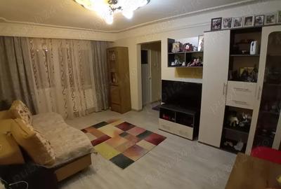 Vind apartament 4camere mobilat loca?ia Viziru 1et 2 pre? 60000 e sau casa la tara pre? 20000 + dif - 6