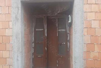 Casă cu 2 camere în Beliu - 6