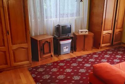 Casă cu 4 camere în Central - 2