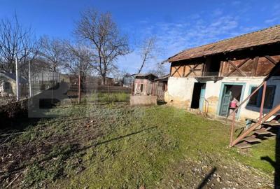 Casă cu 4 camere cu Teren 600 Mp în Central - 10