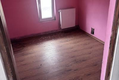 Casă cu 4 camere în Bălata - 2