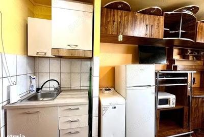 Garsonieră decomandată în Complex Studențesc - 1