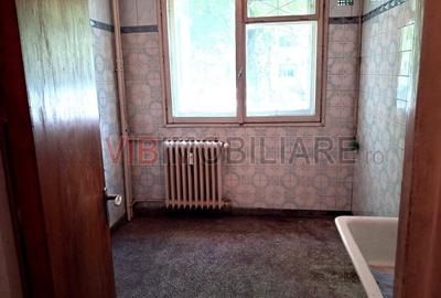 Apartament cu 3 camere semidecomandat în Titan - 5
