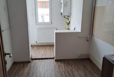 Apartament cu 2 camere semidecomandat în Țiglina 2