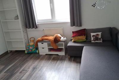 Apartament cu 3 camere decomandat în Sebastian - 2