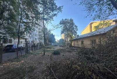 Teren de I Metrou 1 mai - 7