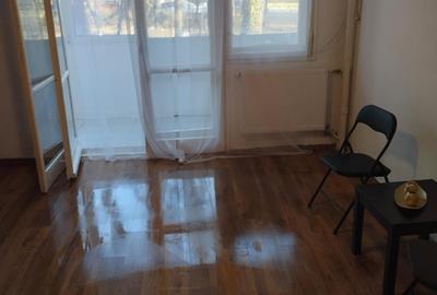 Garsonieră semidecomandată în Costin Georgian - 2