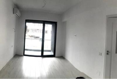 Apartament cu 2 camere decomandat în Traian - 3