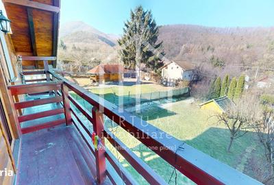 Casă cu 4 camere cu Teren 500 Mp în Sadu - 2