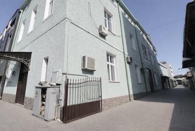 Birou, de 1,765 mp, în Victoriei - 2