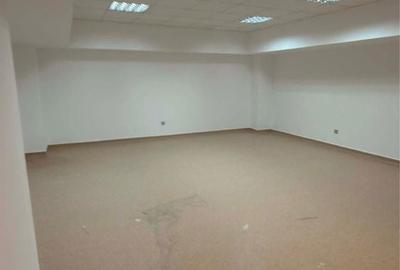 Spațiu comercial, de 50 mp, în Runcu - 2