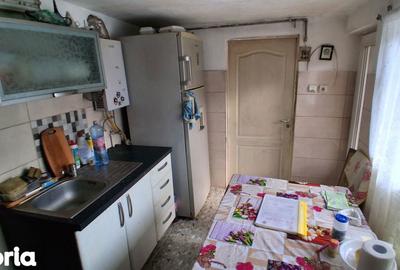 Casă cu 4 camere cu Teren 1600 Mp în Poiana - 17