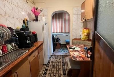 Podul de Fier-Profesor Paul-2 Camere Decomandat-bloc 82' - 3