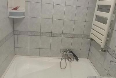 Apartament cu 3 camere decomandat în Sud - 8