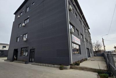 Spațiu comercial, de 516 mp, în Central - 4