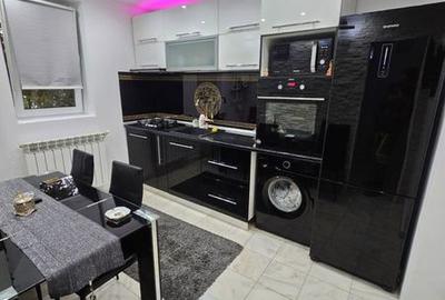 Apartament cu 2 camere decomandat în Central - 2