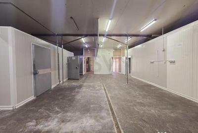 Spațiu comercial, de 160 mp, în Central - 4