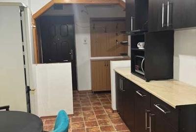 Apartament cu 2 camere decomandat în Micro 3 - 8