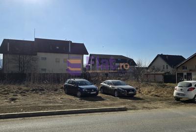 Teren Construcții intravilan de 978 mp, în Tractorul - 3