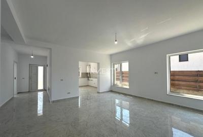 Casă cu 4 camere cu Teren 420 Mp în Popas Păcurari