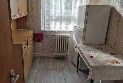 Apartament cu 2 camere în Craiovei