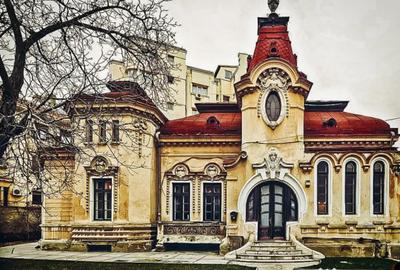 Casă cu 4 camere cu Teren 707 Mp în P-ța Romană - 15