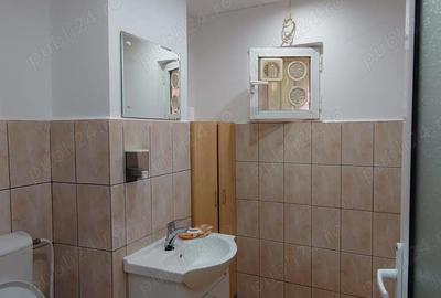 Spațiu comercial, de 50 mp, în Central - 1
