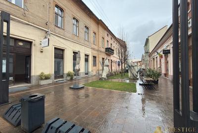 Spatiu comercial de inchiriat, zona pietonala – Str. Aurel Lazar - 2