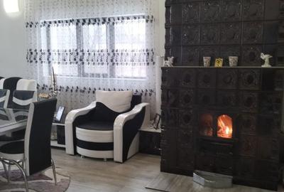 Casă cu 4 camere cu Teren 1500 Mp în Malaia - 18