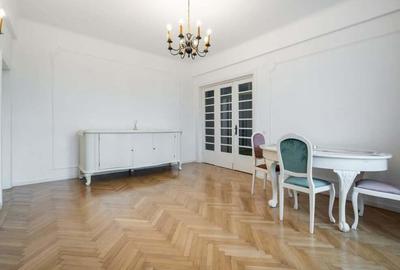 VAND APARTAMENT TREI CAMERE MAGNIFICE, SUPERB! APROAPE DE ORICE - 10