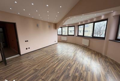 Casă cu 6 camere cu Teren 350 Mp în Ultracentral - 12