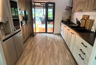 Duplex cu 5 camere cu Canalizare în Bucium - 2