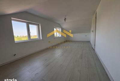 Casă cu 5 camere cu Teren 400 Mp în Bucovăț - 2