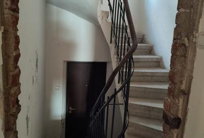 Casă individuală cu 20 camere cu Canalizare în Primăverii - 22