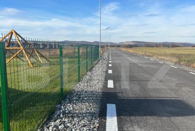 Casă cu 4 camere cu Teren 700 Mp în Sângeorgiu de Mureș