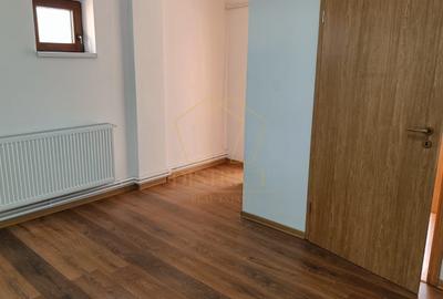 Spațiu de birouri de închiriat | Zona LIPOVE - 14