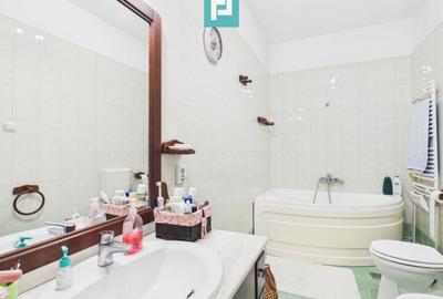 Casă individuală cu 3 camere cu Canalizare în Bobda - 11