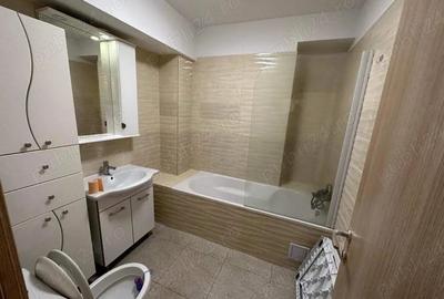 Apartament cu 3 camere decomandat în Central - 3