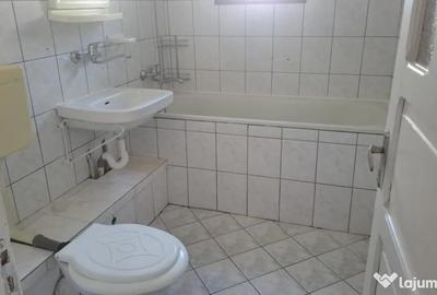 Apartament cu 3 camere decomandat în Central - 11