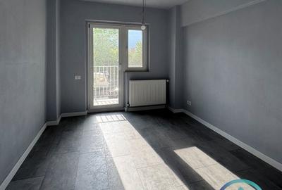 Apartament cu 4 camere în Micălaca - 3