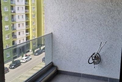 Apartament cu 2 camere semidecomandat, mobilat în Tractorul - 11