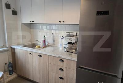 Apartament cu 3 camere decomandat în Micro 16 - 12