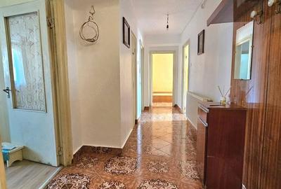 Apartament cu 4 camere decomandat în Central - 10