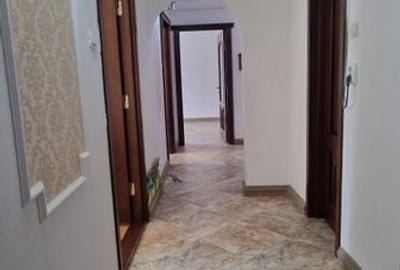 Faleza Nord 3 camere decomandate, etajul 1. - 8