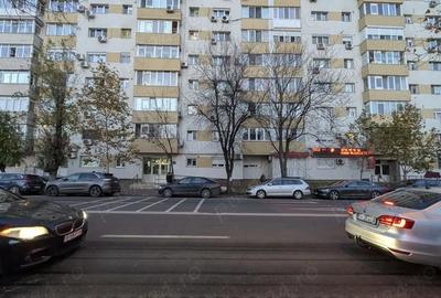 Spațiu comercial, de 55 mp, în Central - 5