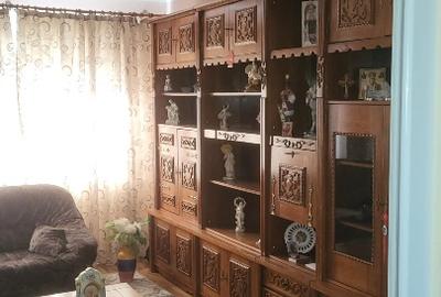 Apartament cu 3 camere decomandat în Central - 1